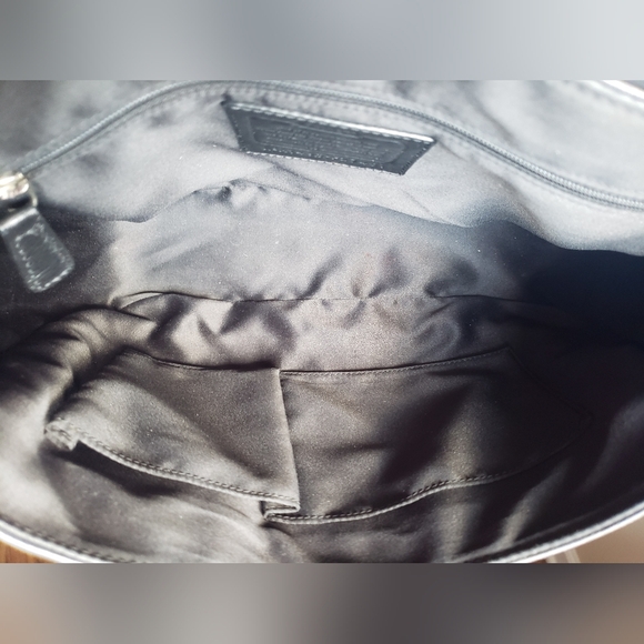 Gorgeous Coach Taylor Leather Handbag With Snakeprint Outline!! - Picture 5 of 15